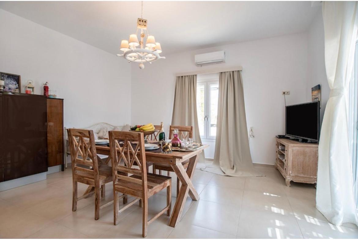 Villa Sofia Stelida  Extérieur photo